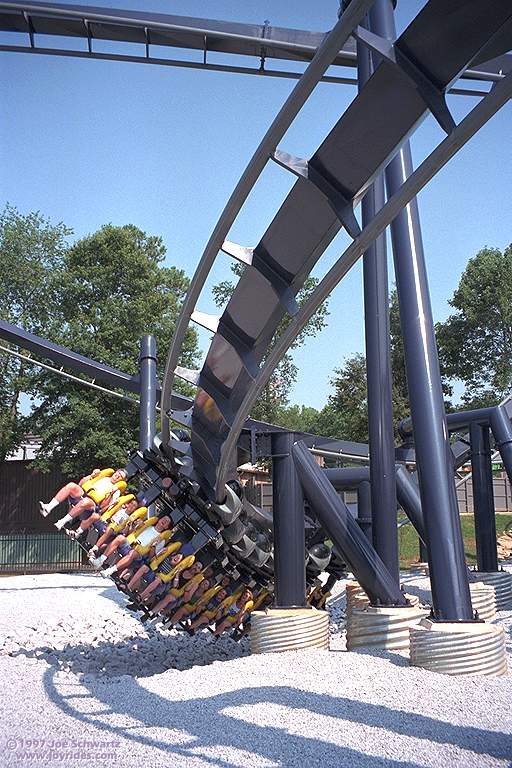 batman-the-ride1.jpg